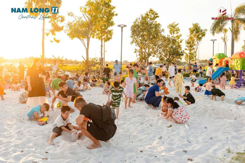 Nam Long 2 còn đầu tư xây dựng khu vui chơi dành cho trẻ em ngay trong khuôn viên đô thị.