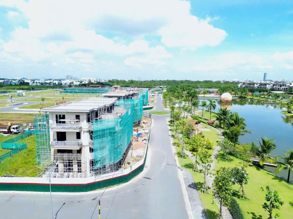 hophouse view hồ Nam Long 2