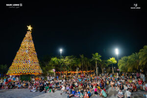 Trải nghiệm không khí Giáng sinh đa sắc màu