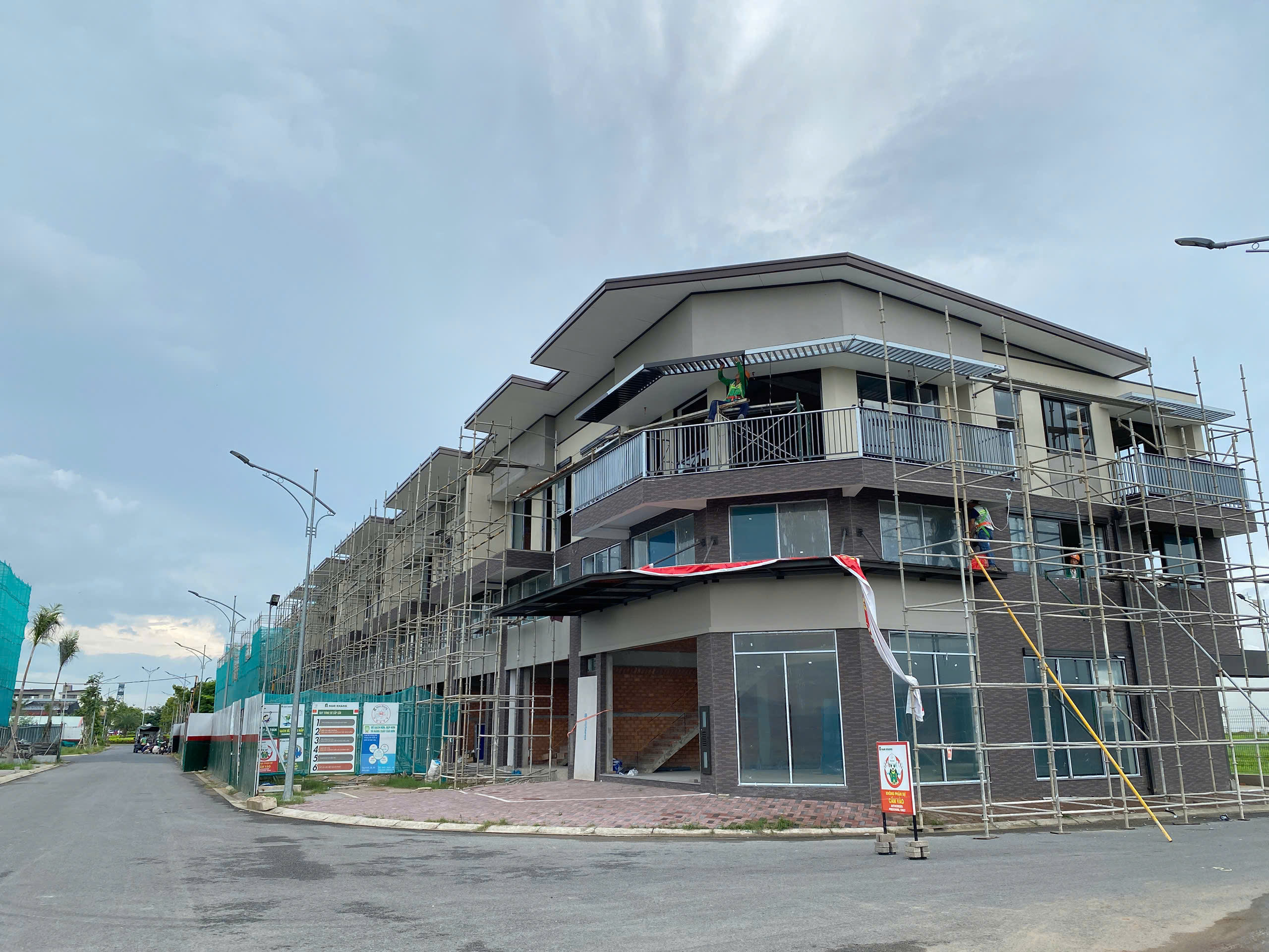 CẬP NHẬT TIẾN ĐỘ SHOUSE NAM LONG II CENTRAL LAKE CẦN THƠ THÁNG 06/2026
